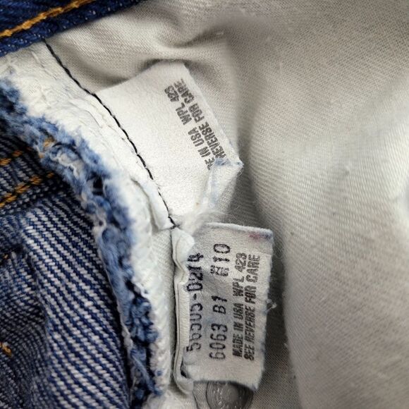 Vintage 90s Levi's 565 Relaxed Fit Jeans - Picture 11 of 12